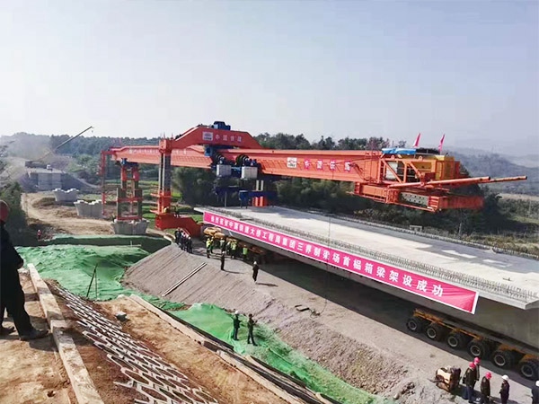 120T架橋機(jī)具有什么優(yōu)點(diǎn)?