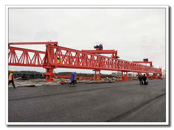 廣西架橋機(jī)廠(chǎng)家提供的架橋機(jī)主要結(jié)構(gòu)及參數(shù)