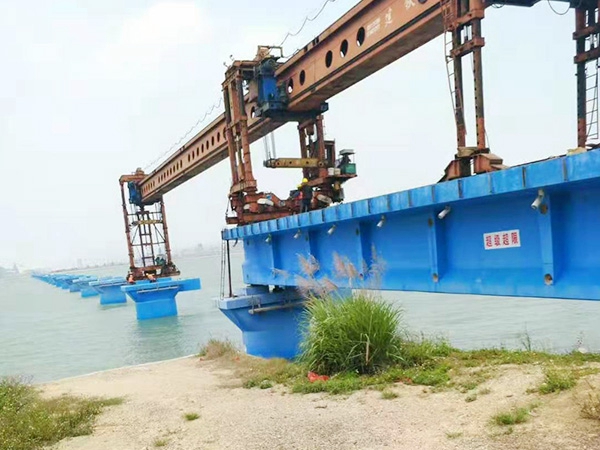 廣西架橋機(jī)廠家安裝時(shí)遵循流程