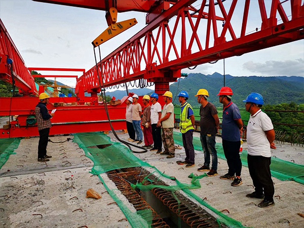 廣西架橋機(jī)出租廠家講解架橋機(jī)保養(yǎng)